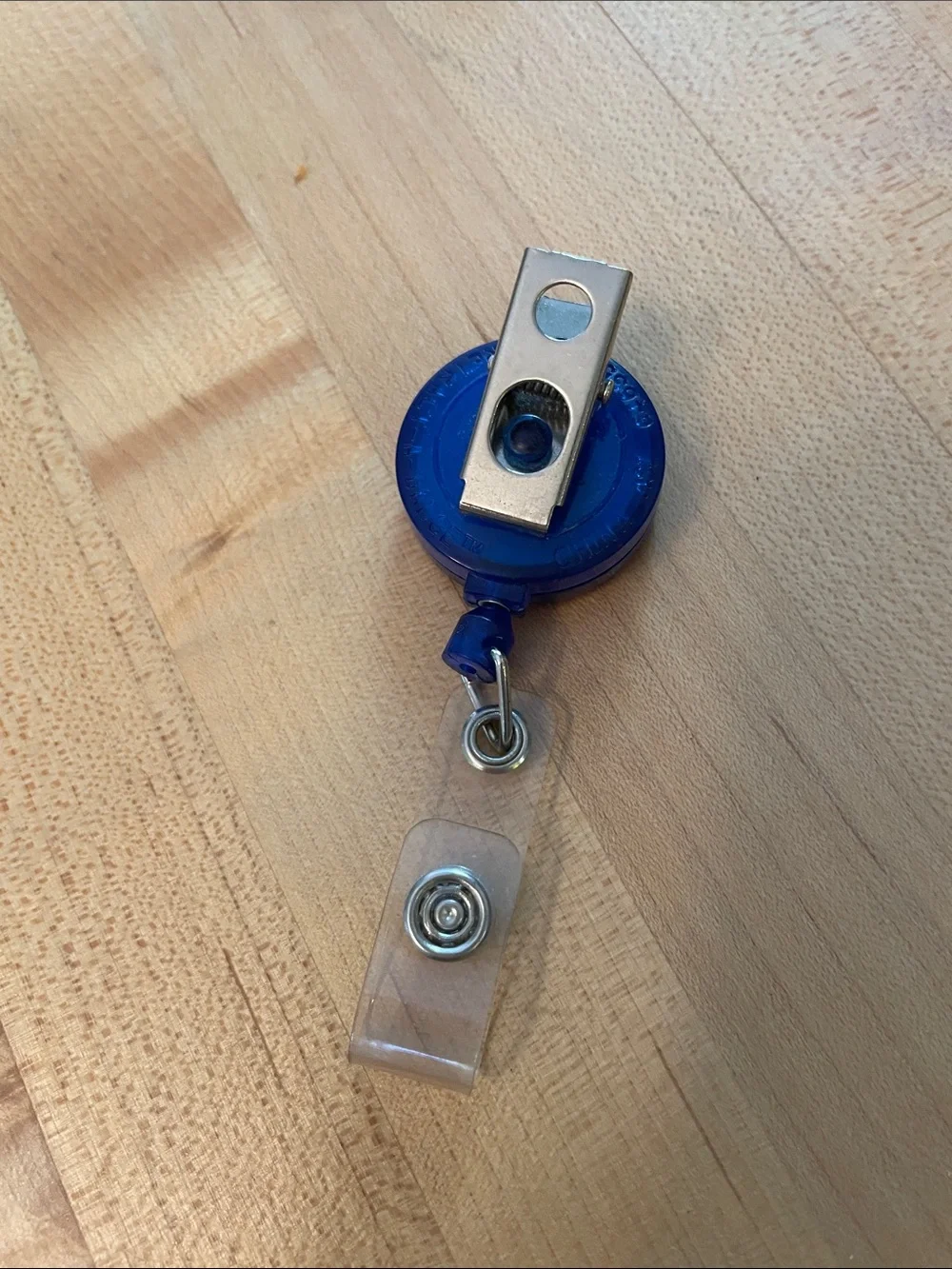 Disney Donald Duck Badge Reel in Navy and White